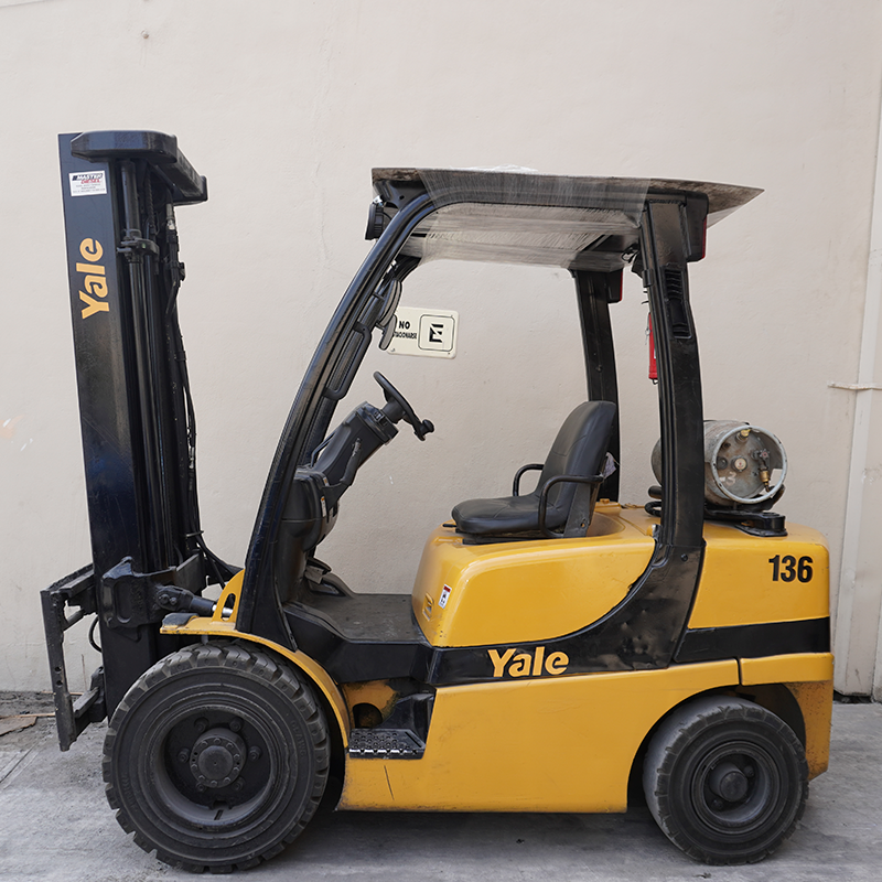 Montacargas Yale GLP060VXNVRE093 de 6,000 lb, clave M136